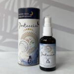 Foto de producto spray protección, en la imagen se ve la caja y el envase del spray